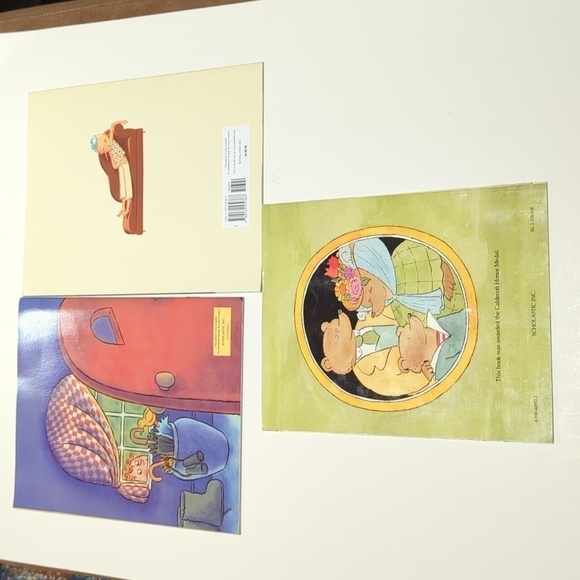 Scholastic Goldilocks Paperback Book Set of 3 - Used Books - Picture 2 of 4